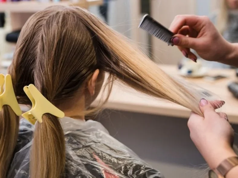 Salon Kecantikan di Jakarta yang Menawarkan Hair Coloring Modern